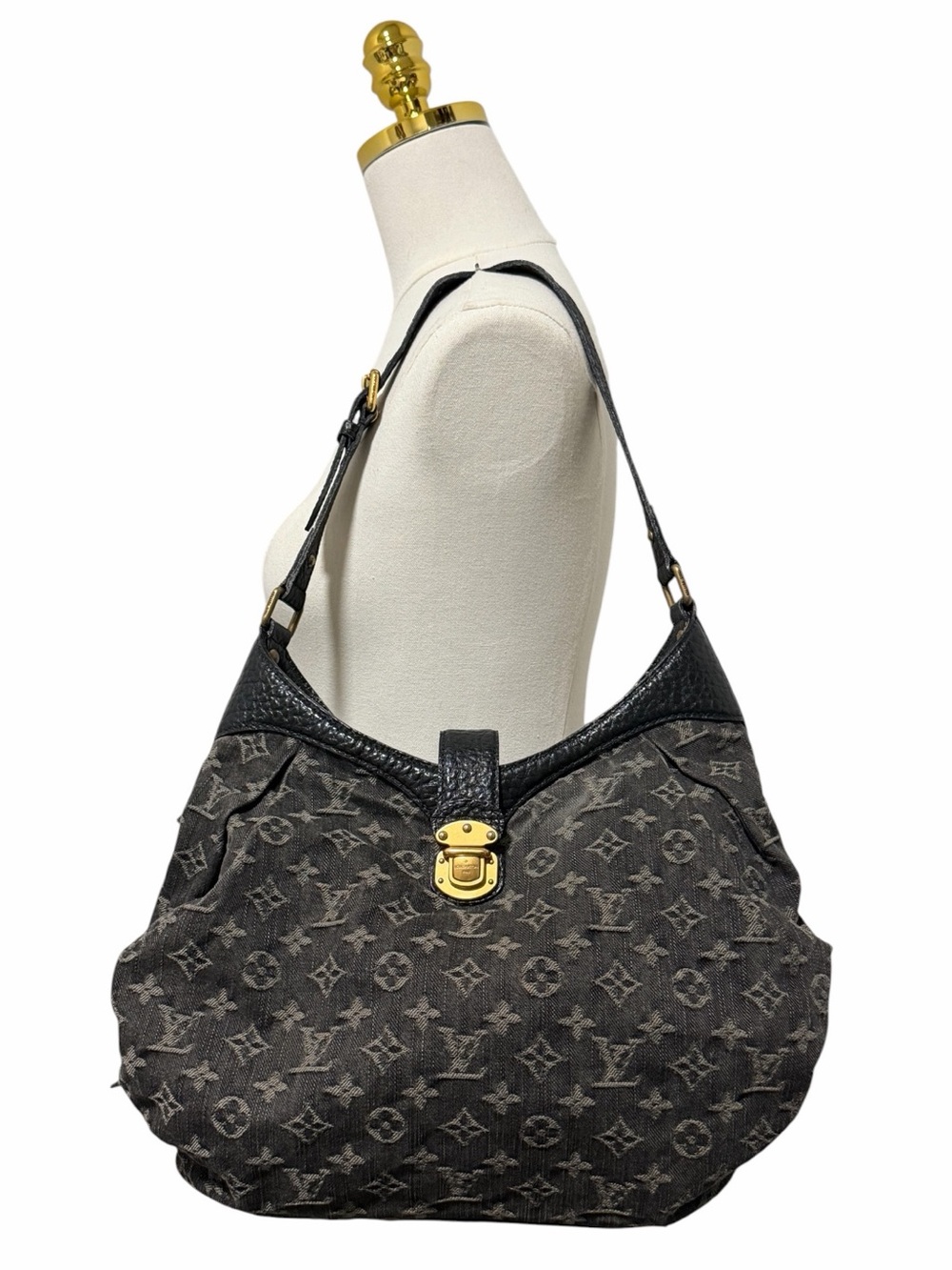 Louis Vuitton Denim Mahina XS Black Monogram Shoulder Bag - Picture 3 of 16